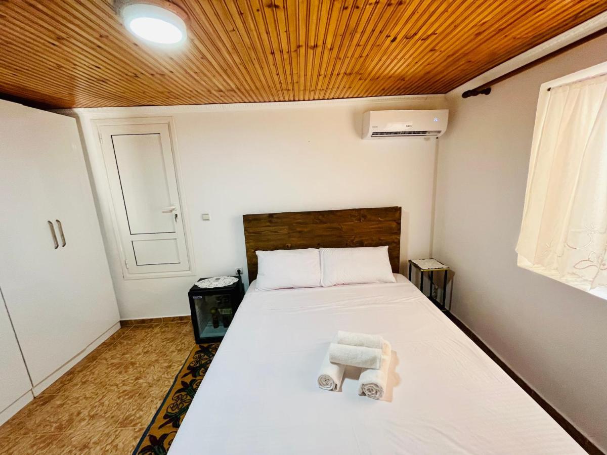 Nena'S Dashe House Berat Kültér fotó